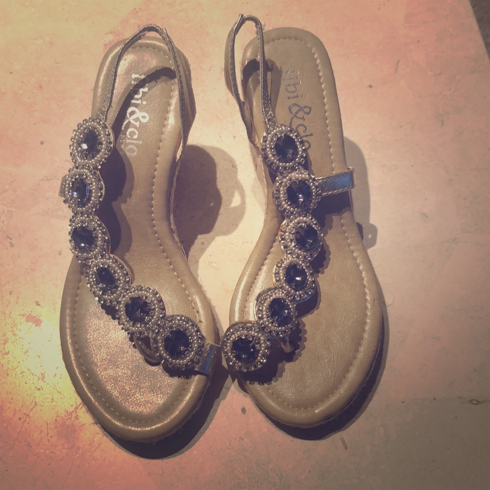 Fibi & clo size 7 wedge Sandals